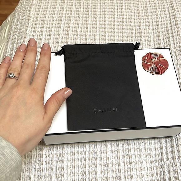 Chanel Box (Chinese New Year Edition) + Small Dust Bag - Picture 4 of 6